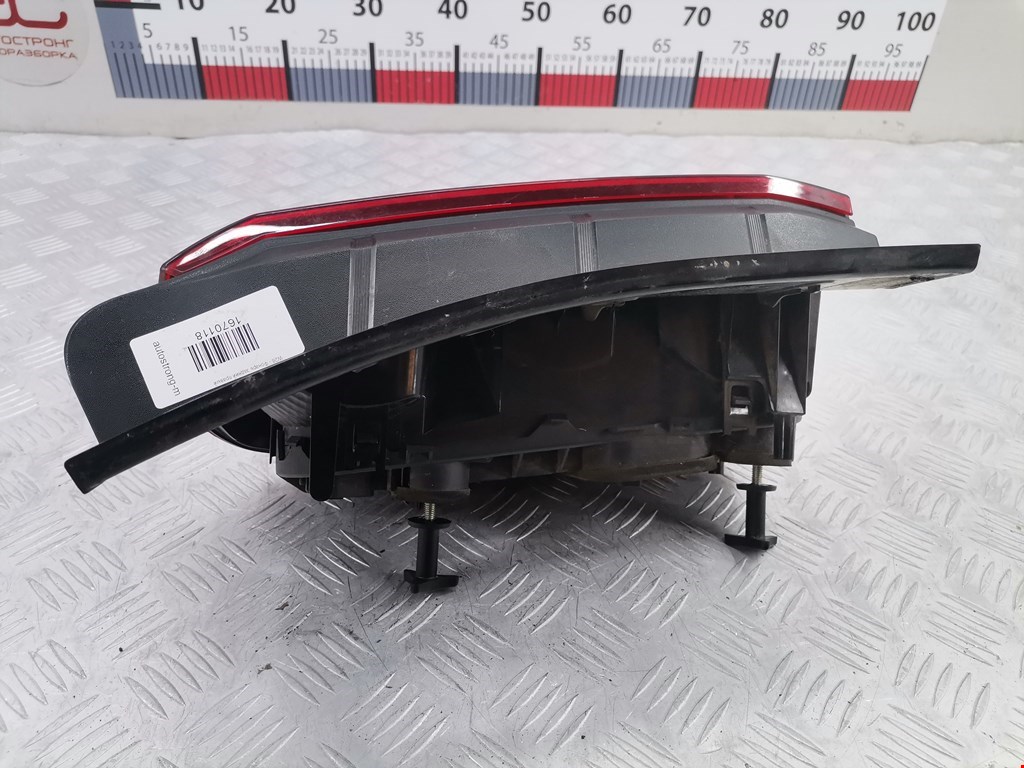 Фонарь задний правый DACIA Duster Duster I 2010-2017