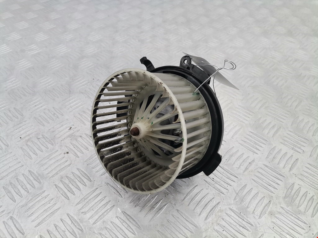 Моторчик (мотор) отопителя салона DACIA Duster Duster I 2010-2017