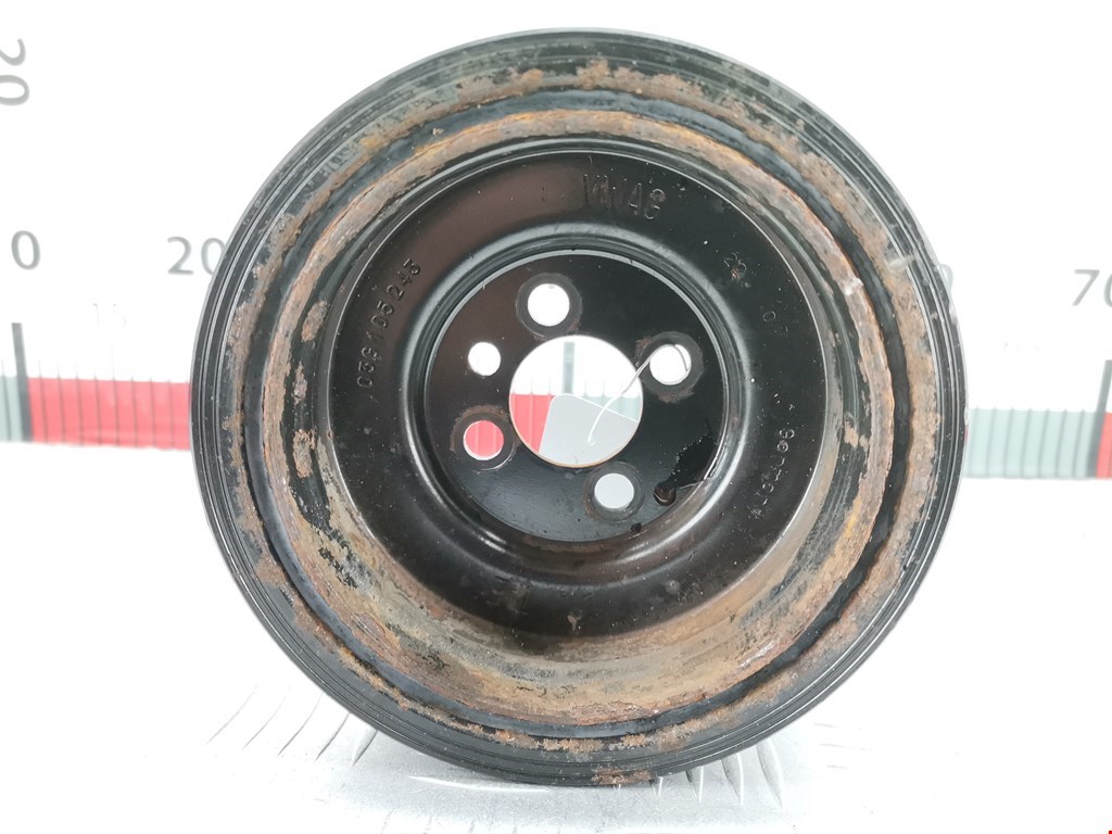 Шестерня коленвала (шкив) VOLKSWAGEN Passat B6 2005-2011