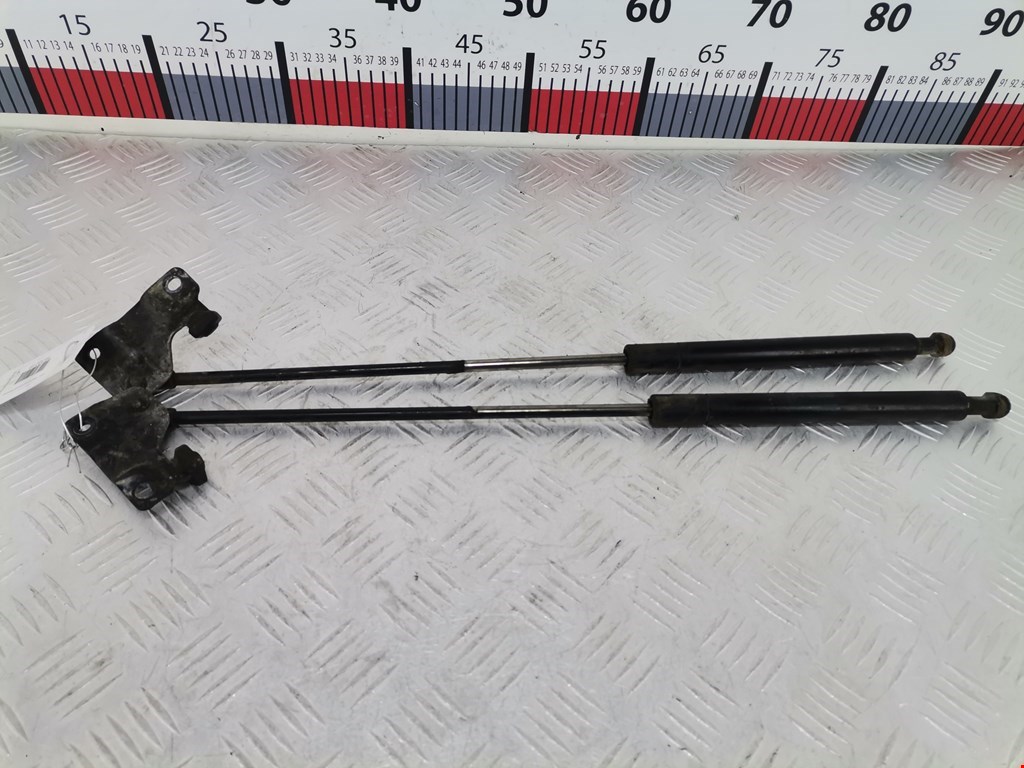 Амортизатор крышки (двери) багажника LAND ROVER Range Rover 2002-2012