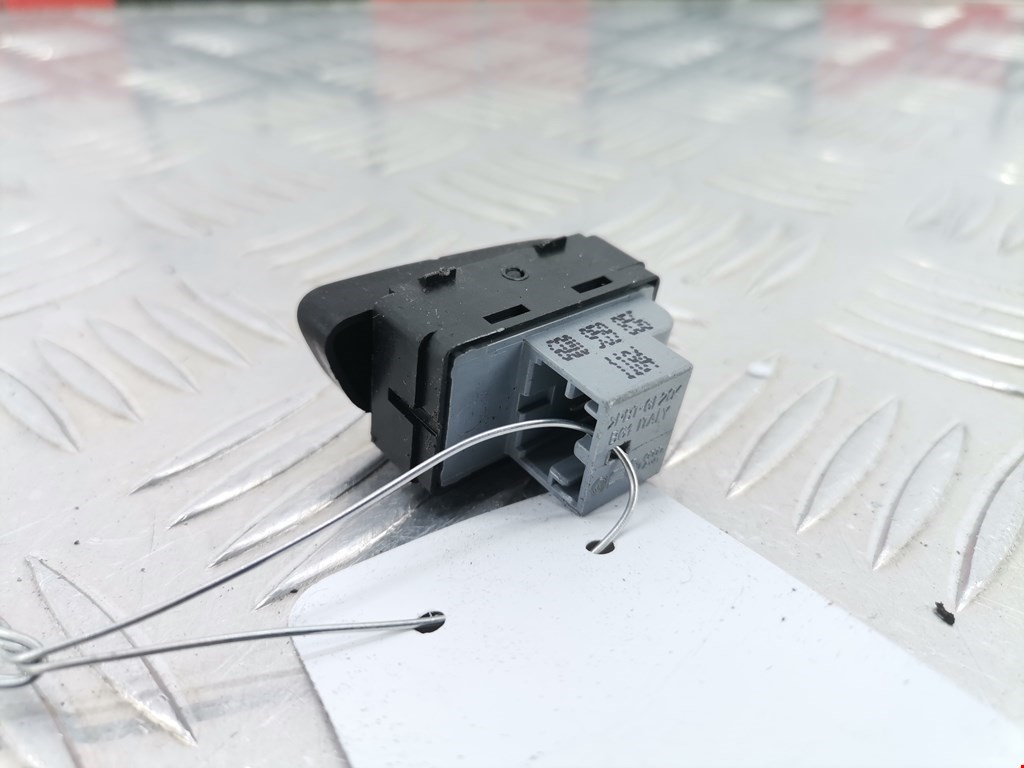 Кнопка стеклоподъемника VOLKSWAGEN Polo IV 2001-2009