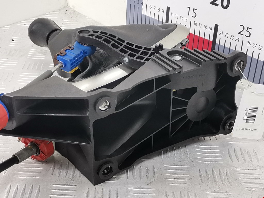 Кулиса (селектор) АКПП/МКПП в салоне NISSAN Qashqai J10 2006-2013