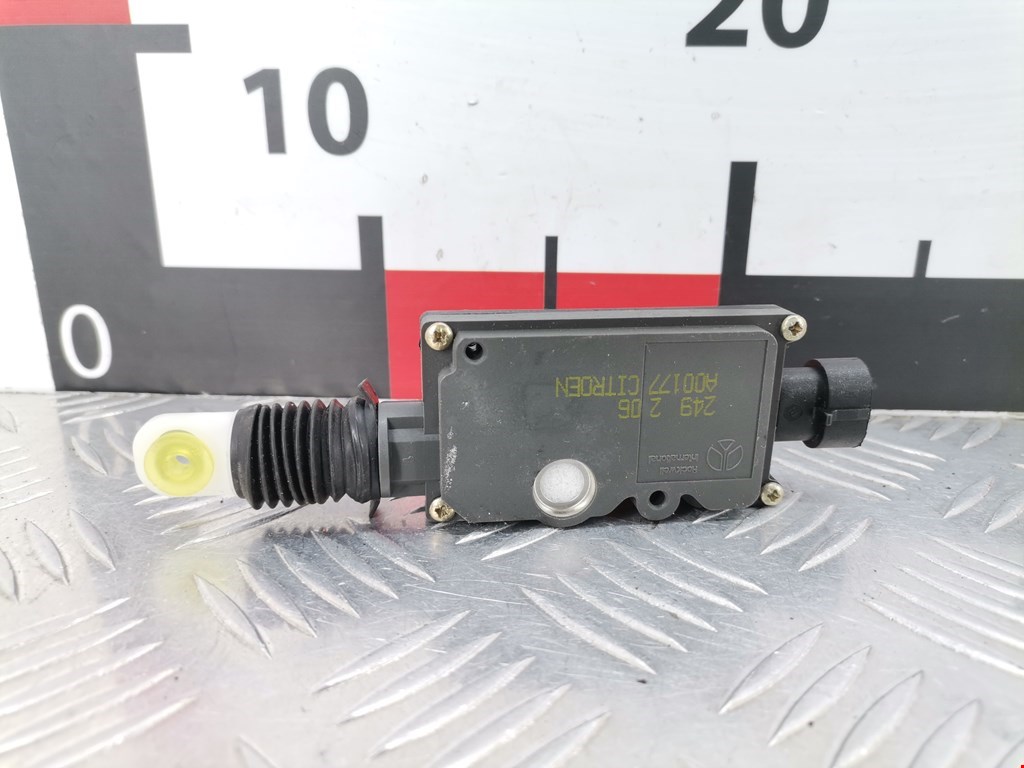 Активатор замка багажника CITROEN C5 I 2001-2008