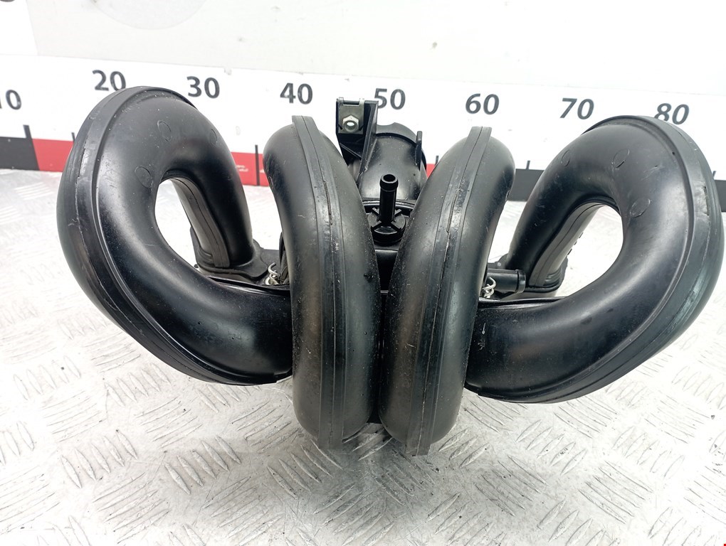 Коллектор впускной TOYOTA Yaris II XP50 2005-2011