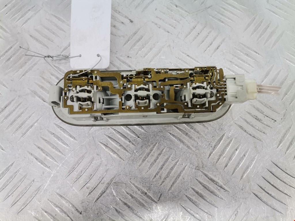 Плафон салонный (салона фонарь) RENAULT Megane II 2002-2009