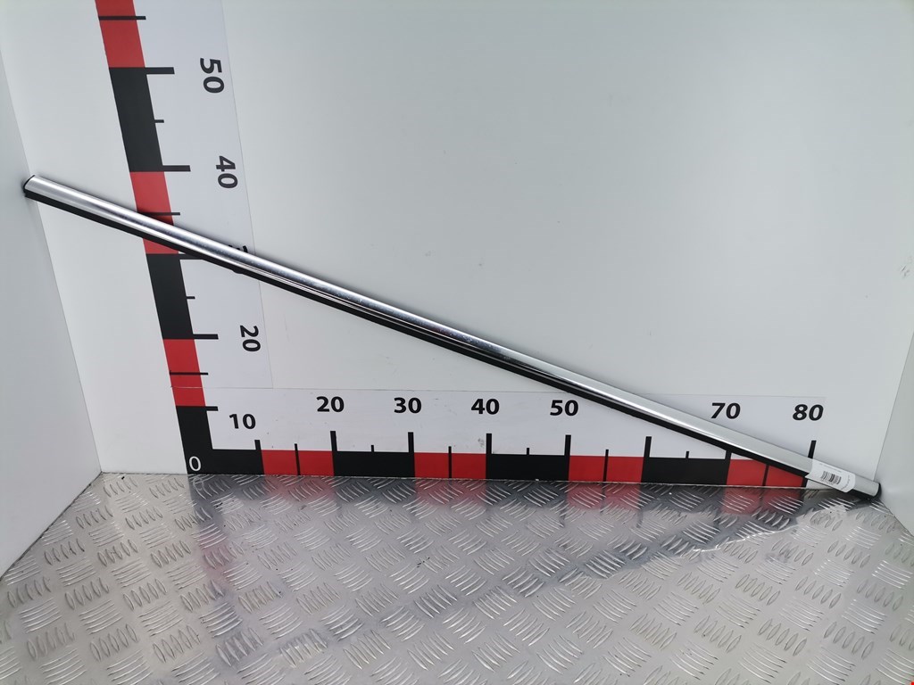 Накладка декоративная (молдинг) стекла двери передней левой Chevrolet Orlando (2010-2023)