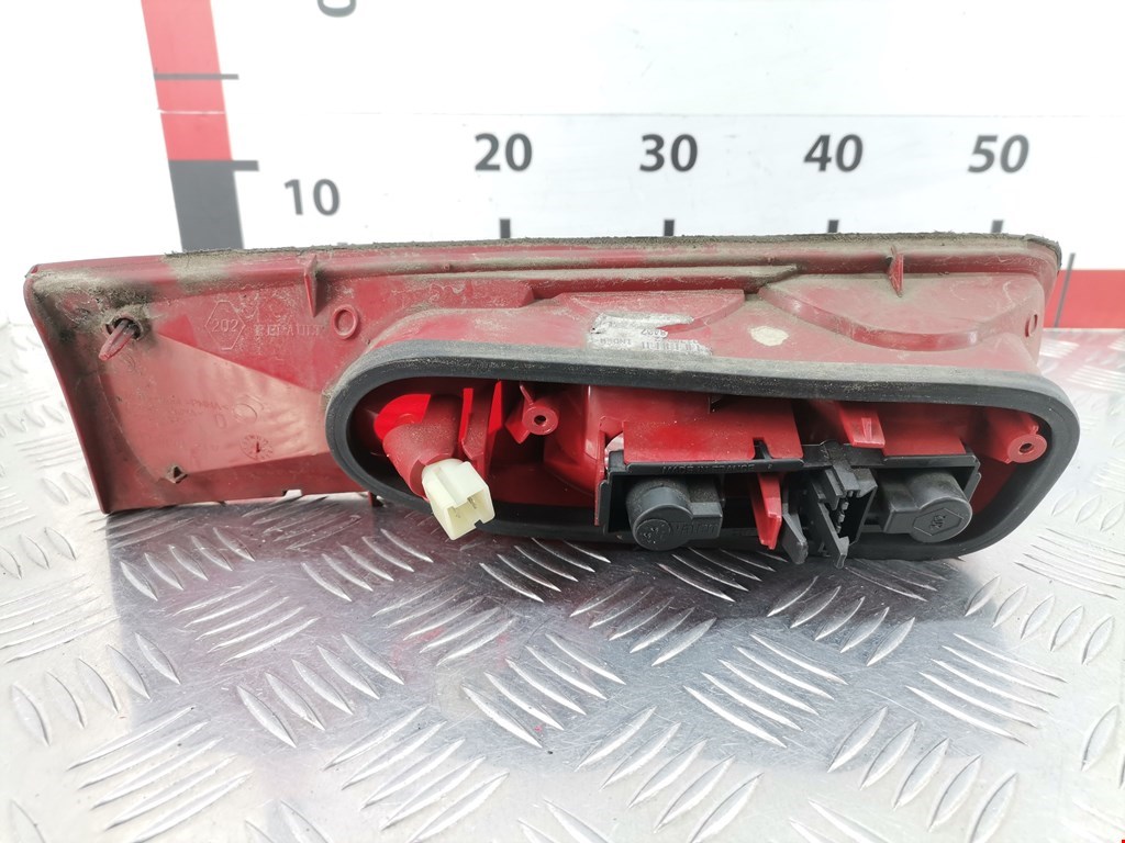 Фонарь задний внутренний правый RENAULT Safrane 1992-2000