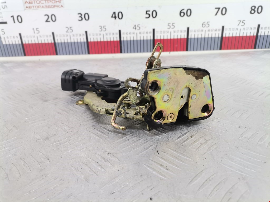 Замок двери задней левой DAIHATSU Gran Move 1996-2002