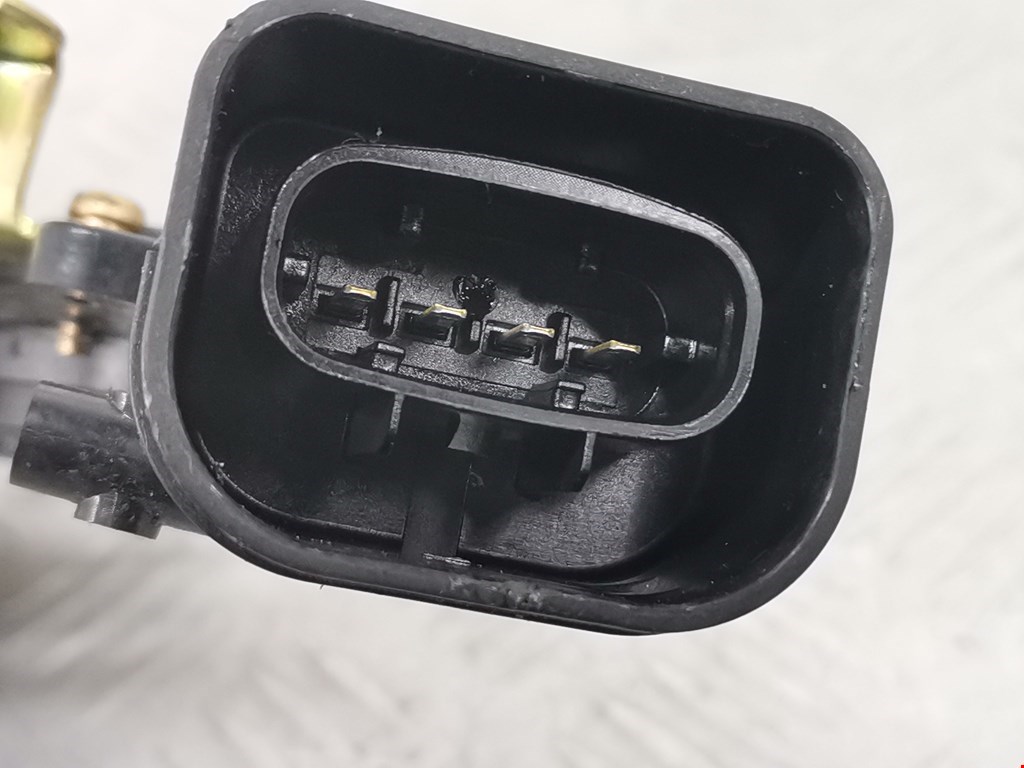 Замок двери задней левой DAIHATSU Gran Move 1996-2002