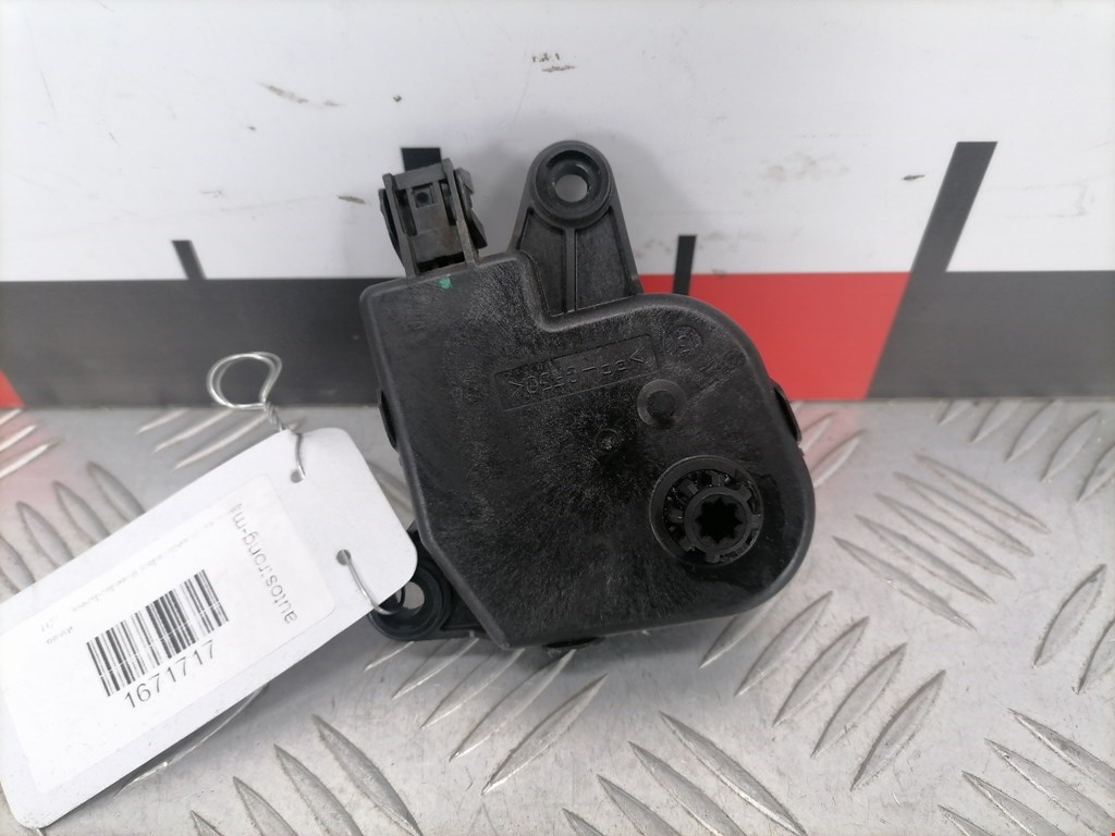 Моторчик заслонки печки CHRYSLER Pacifica 2003-2008