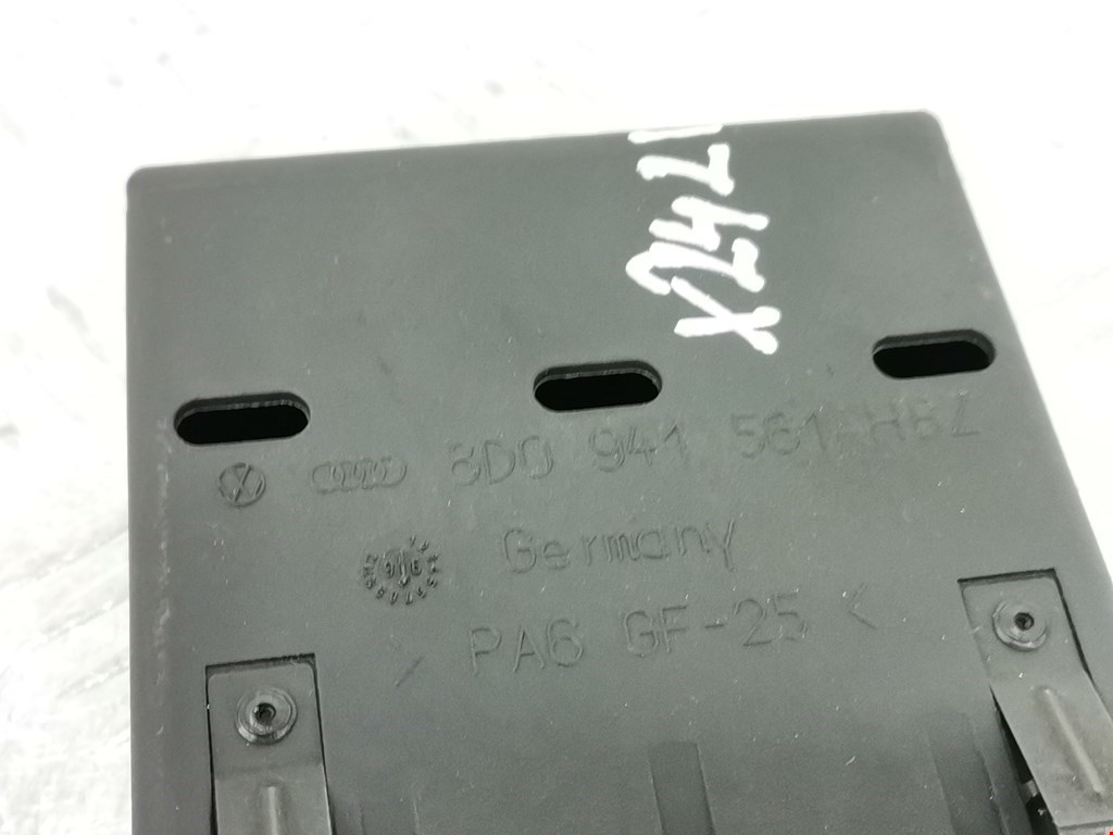 Бардачок AUDI A4 B5 1995-2001