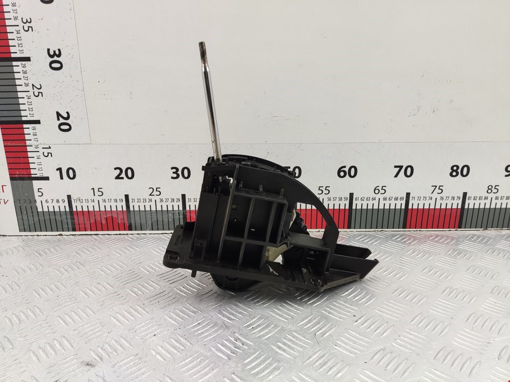 Кулиса (селектор) АКПП/МКПП в салоне NISSAN Armada 2003-2016