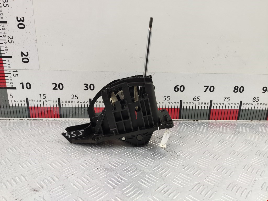 Кулиса (селектор) АКПП/МКПП в салоне NISSAN Armada 2003-2016