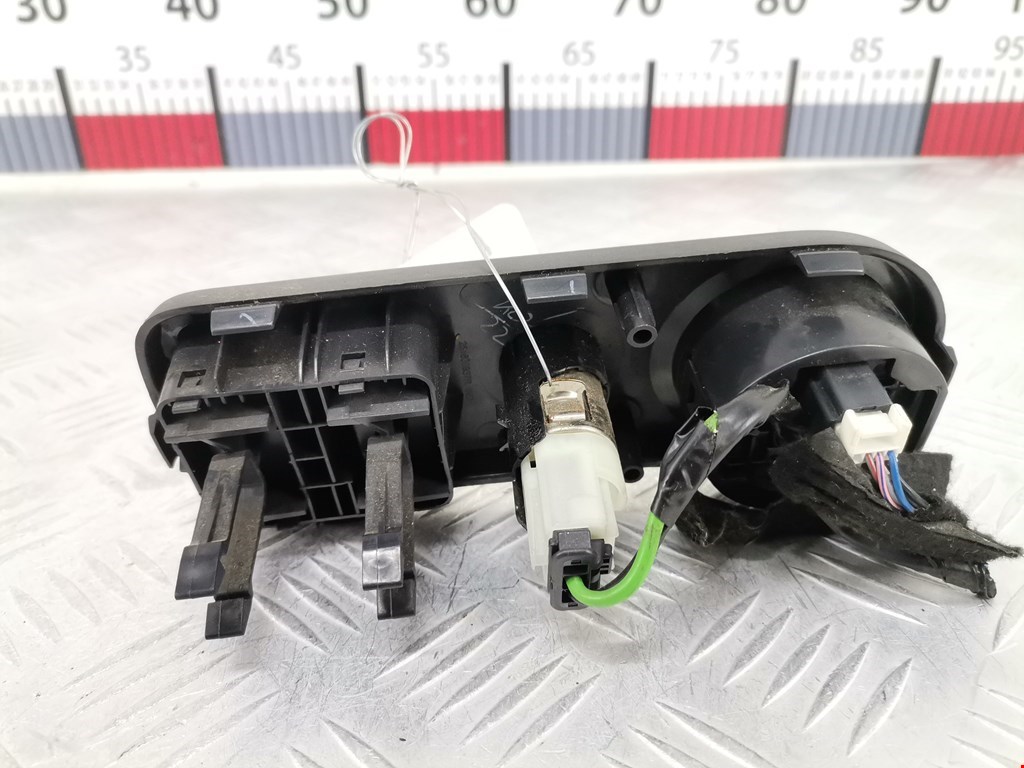 Кнопка включения полного привода DACIA Duster Duster I 2010-2017