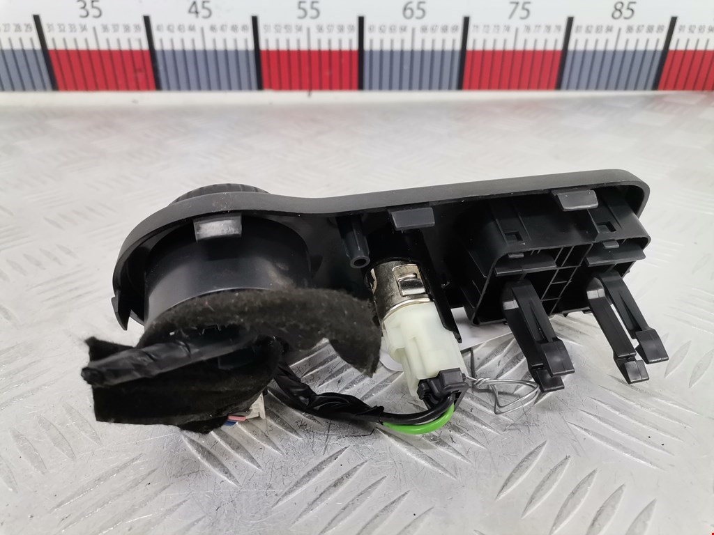 Кнопка включения полного привода DACIA Duster Duster I 2010-2017