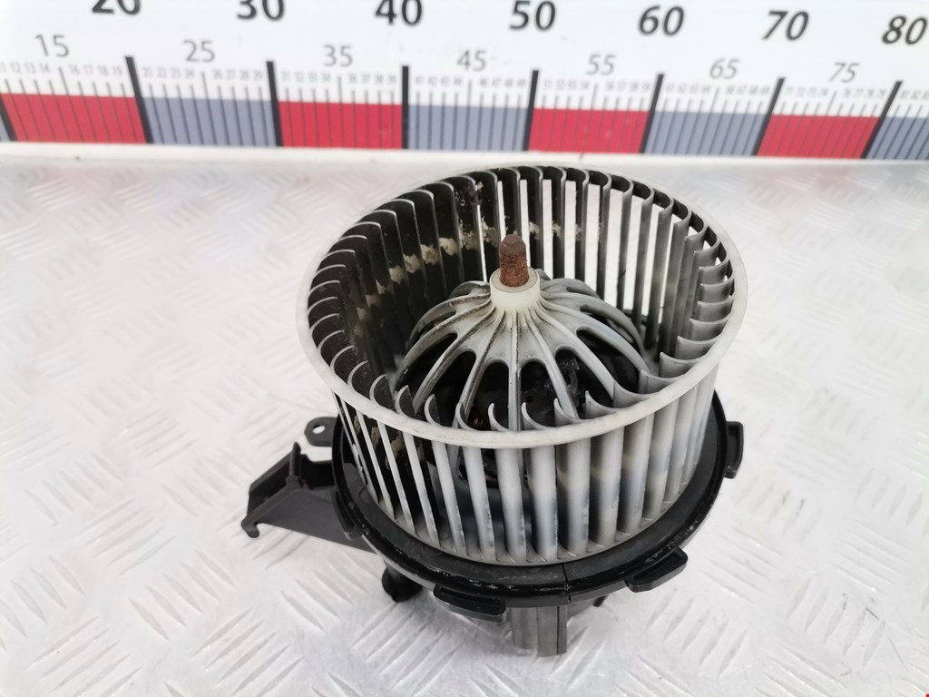 Моторчик (мотор) отопителя салона AUDI A5 2007-2016