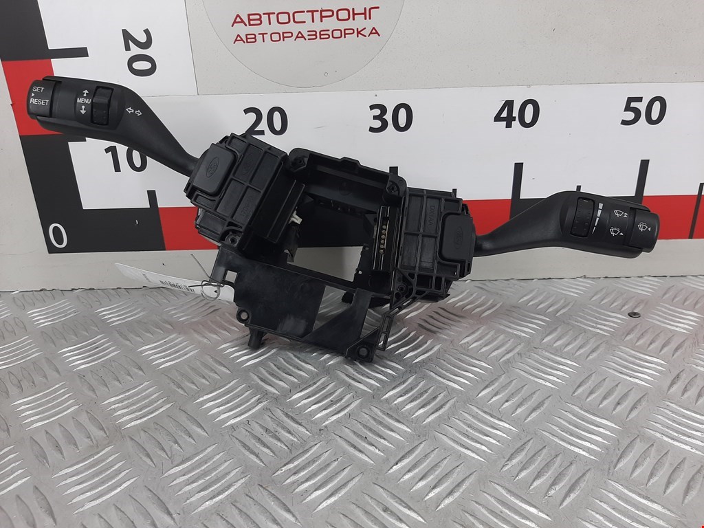 Переключатель поворотов и дворников (стрекоза) Ford Focus 2 (2004-2011)