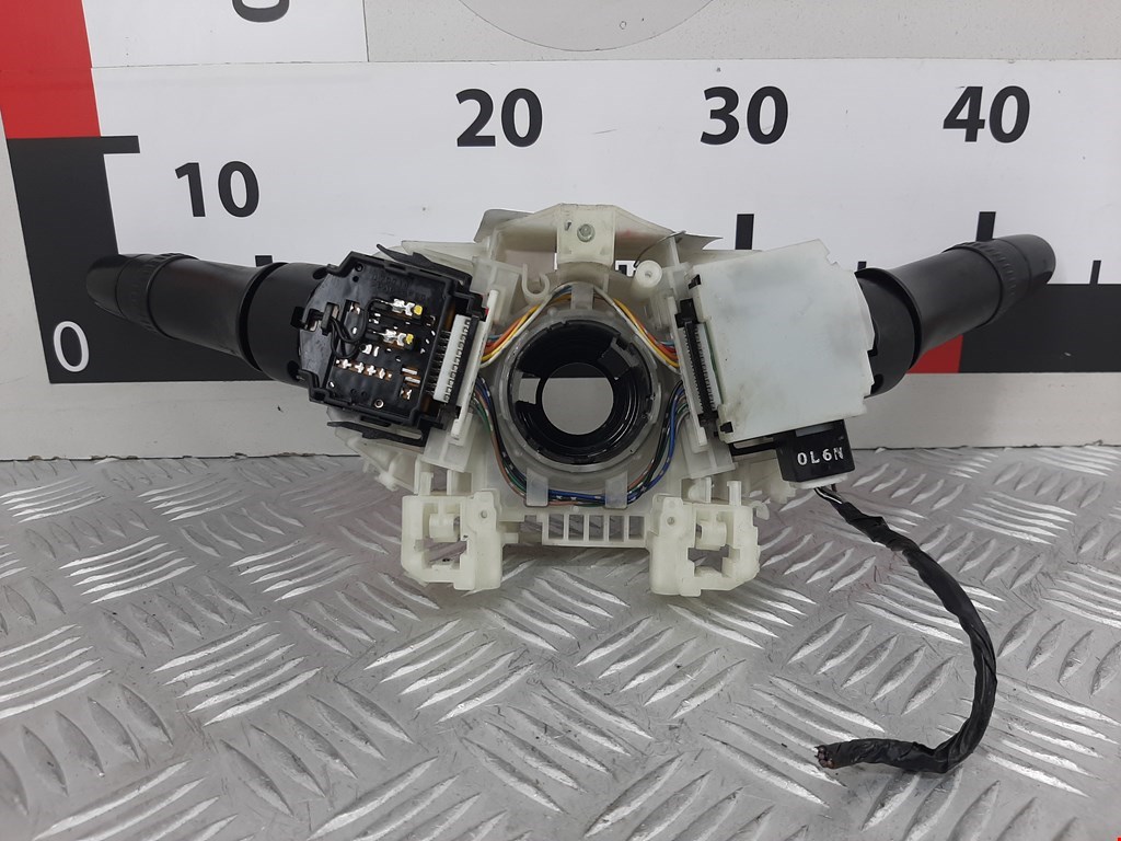 Переключатель поворотов и дворников (стрекоза) Mitsubishi Outlander 2 (XL) (2006-2012)