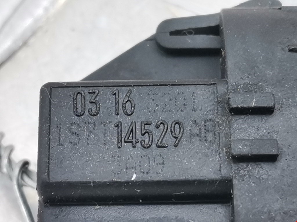 Кнопка стеклоподъемника FORD Mondeo III 2000-2007