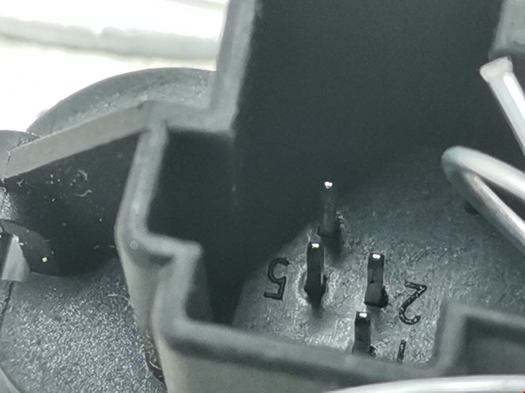 Кнопка стеклоподъемника FORD Mondeo III 2000-2007