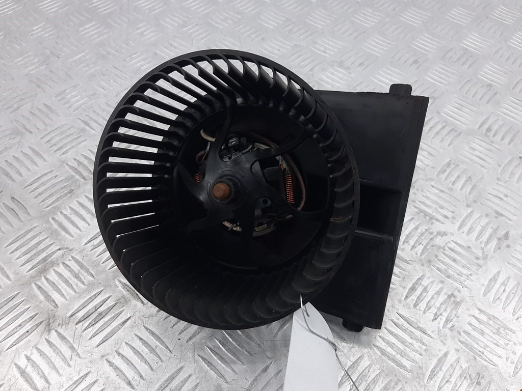 Моторчик (мотор) отопителя салона VOLKSWAGEN Beetle A4 1998-2010