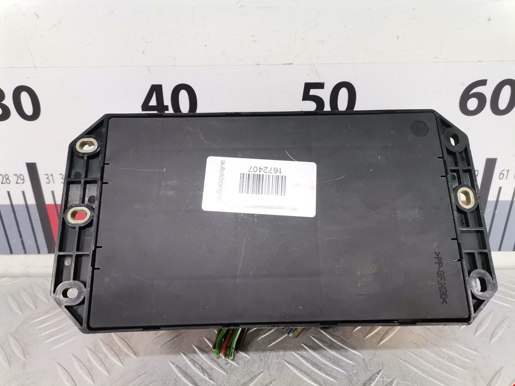 Датчик уровня в бачок омывателя LAND ROVER Range Rover 2002-2012