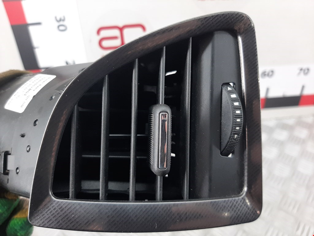 Дефлектор воздушный OPEL Astra J 2009-2017