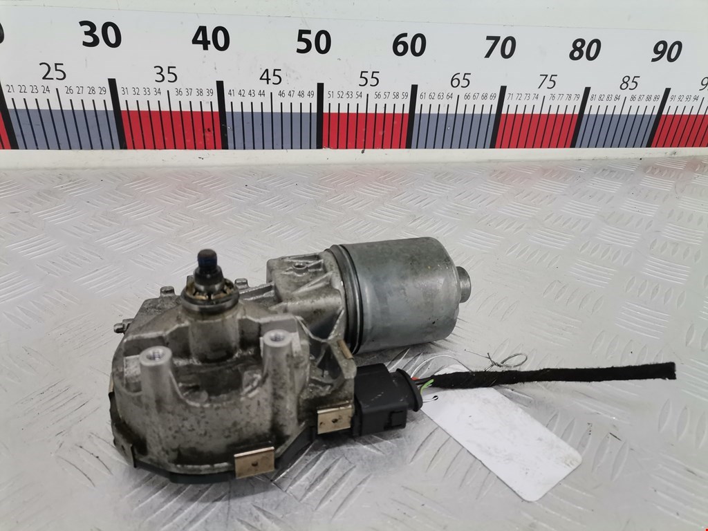 Моторчик стеклоочистителя передний OPEL Astra J 2009-2017