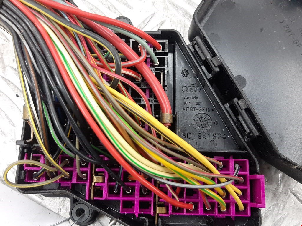 Датчик уровня в бачок омывателя VOLKSWAGEN Beetle A4 1998-2010