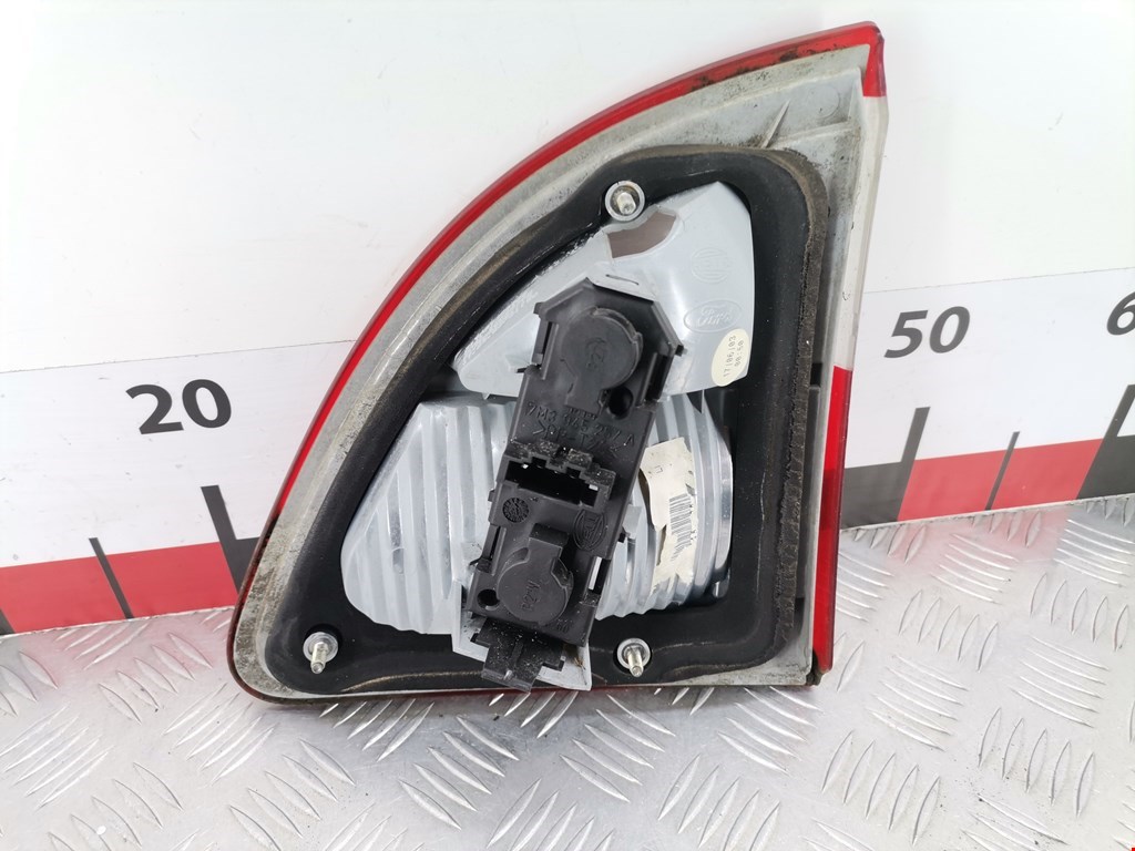 Фонарь задний внутренний левый FORD Galaxy 1995-2005