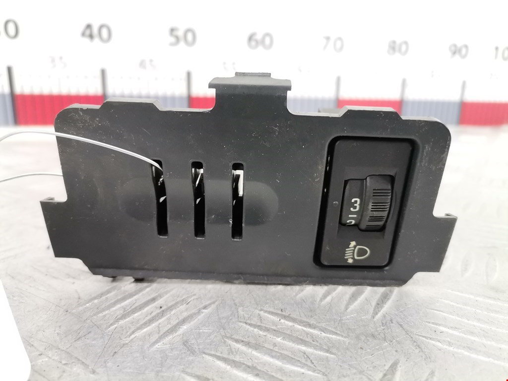 Кнопка корректора фар PEUGEOT Partner 2008-2018