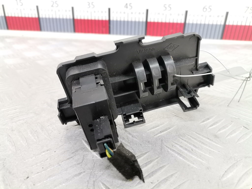 Кнопка корректора фар PEUGEOT Partner 2008-2018