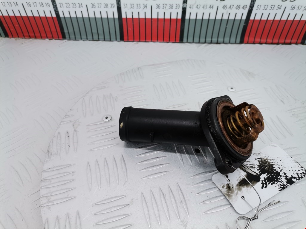 Корпус термостата VOLKSWAGEN Golf VI 2009-2012