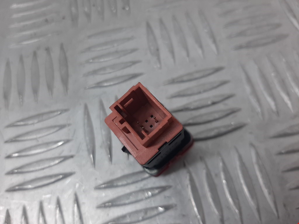 Кнопка аварийной сигнализации (аварийки) CITROEN C3 Picasso 2009-2017