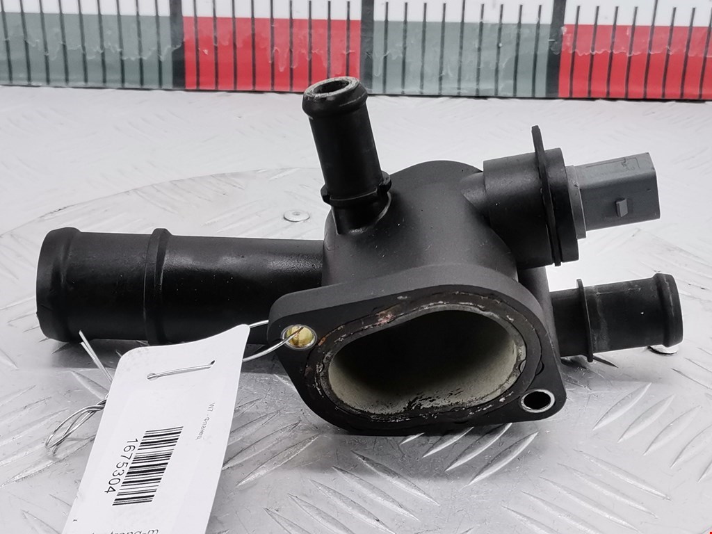 Тройник системы охлаждения VOLKSWAGEN Touran 2003-2010