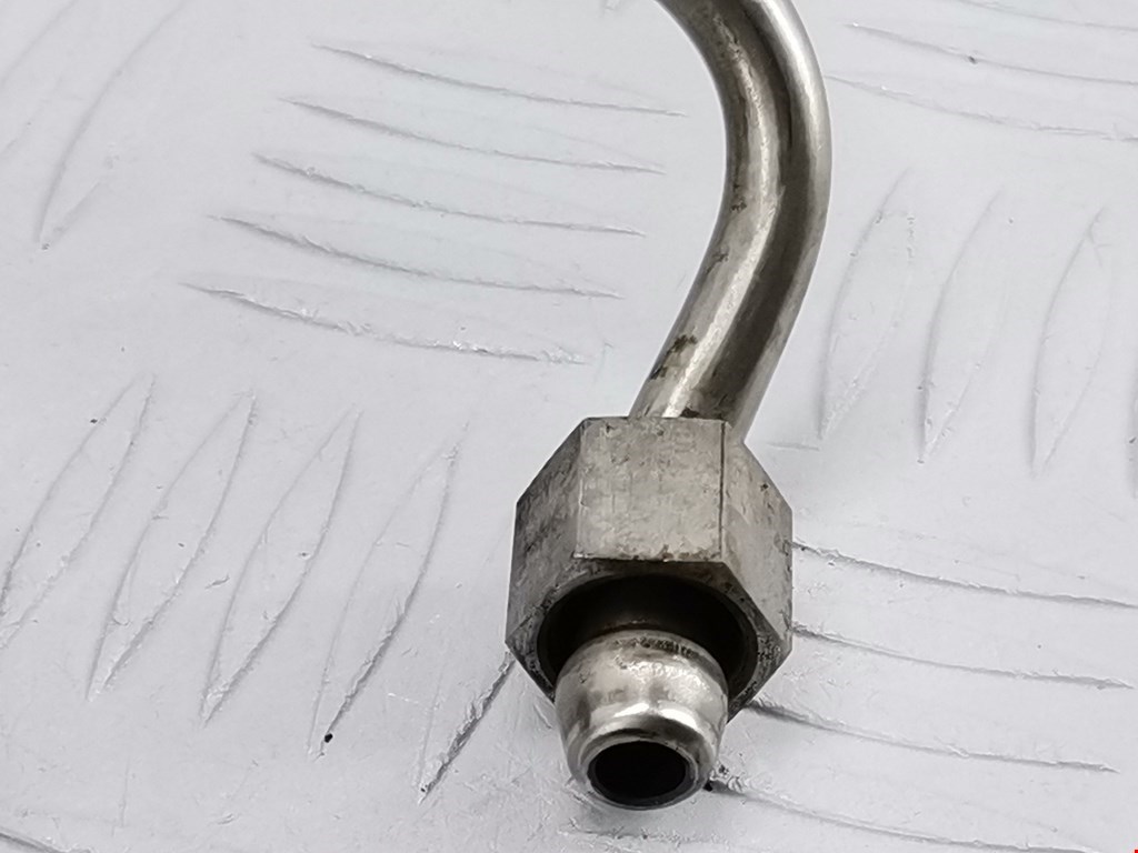 Трубка нагнетателя VOLKSWAGEN Touran 2003-2010