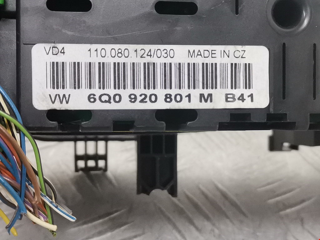 Панель приборов (щиток) VOLKSWAGEN Polo IV 2001-2009