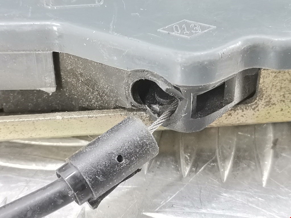 Замок двери передней правой RENAULT Vel Satis 2002-2009