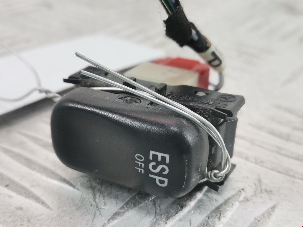 Кнопка антипробуксовочной системы MERCEDES-BENZ CLK-Class W208 1997-2002