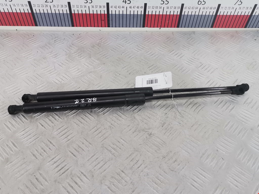 Амортизатор крышки (двери) багажника PEUGEOT 308 2007-2015