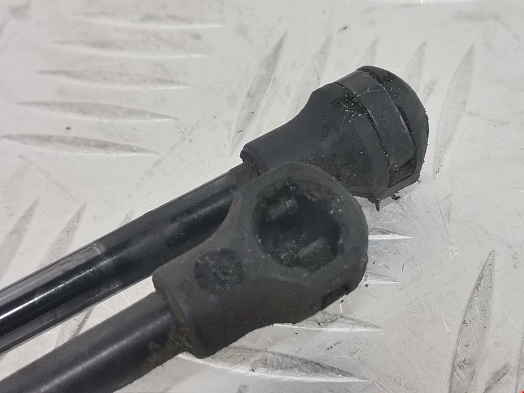 Амортизатор крышки (двери) багажника PEUGEOT 308 2007-2015