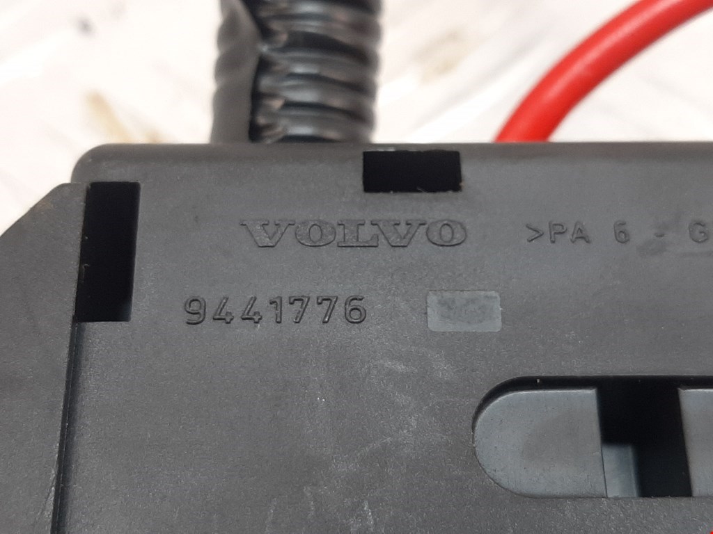 Датчик уровня в бачок омывателя VOLVO XC90 2002-2014