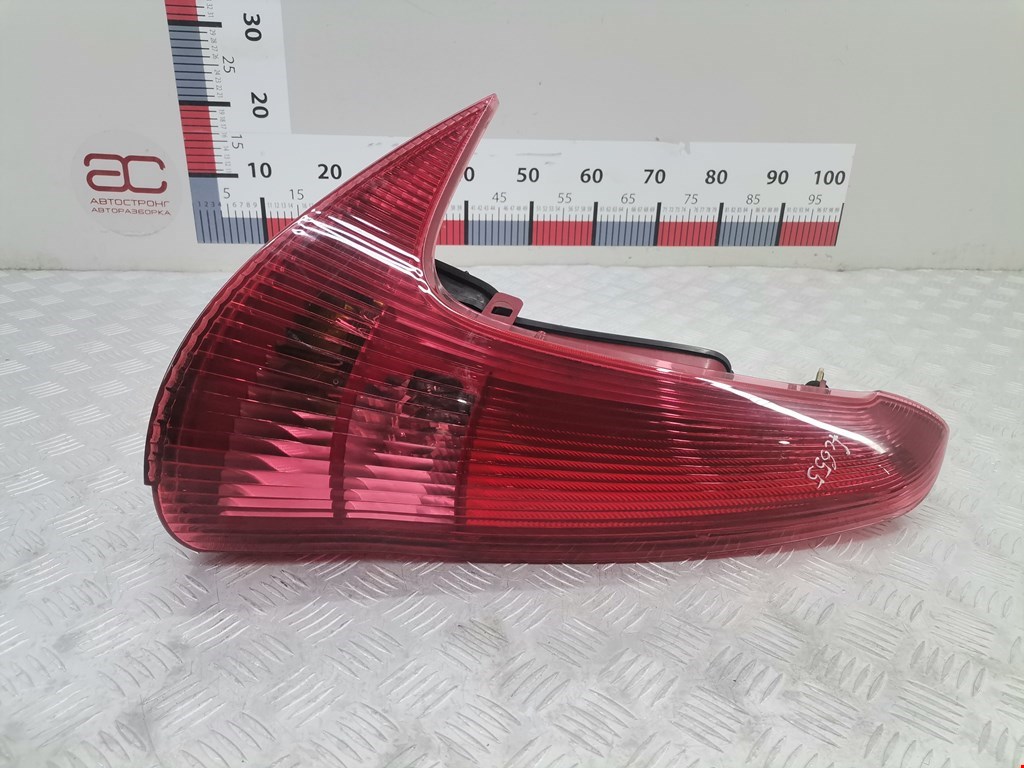 Фонарь задний левый PEUGEOT 206 1998-2012