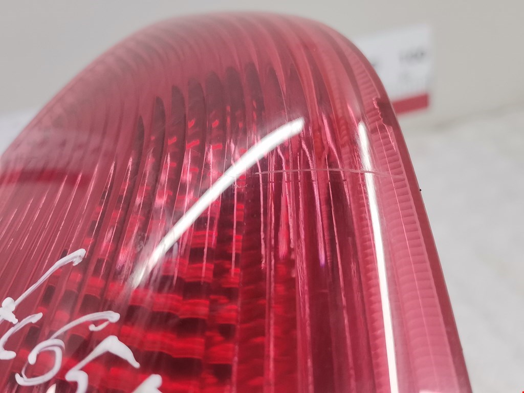 Фонарь задний левый PEUGEOT 206 1998-2012