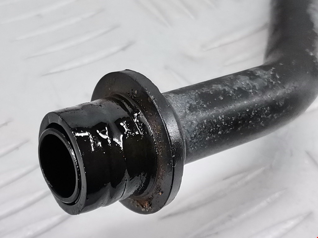 Трубка нагнетателя MERCEDES-BENZ C-Class C-klasse W203 2000-2007