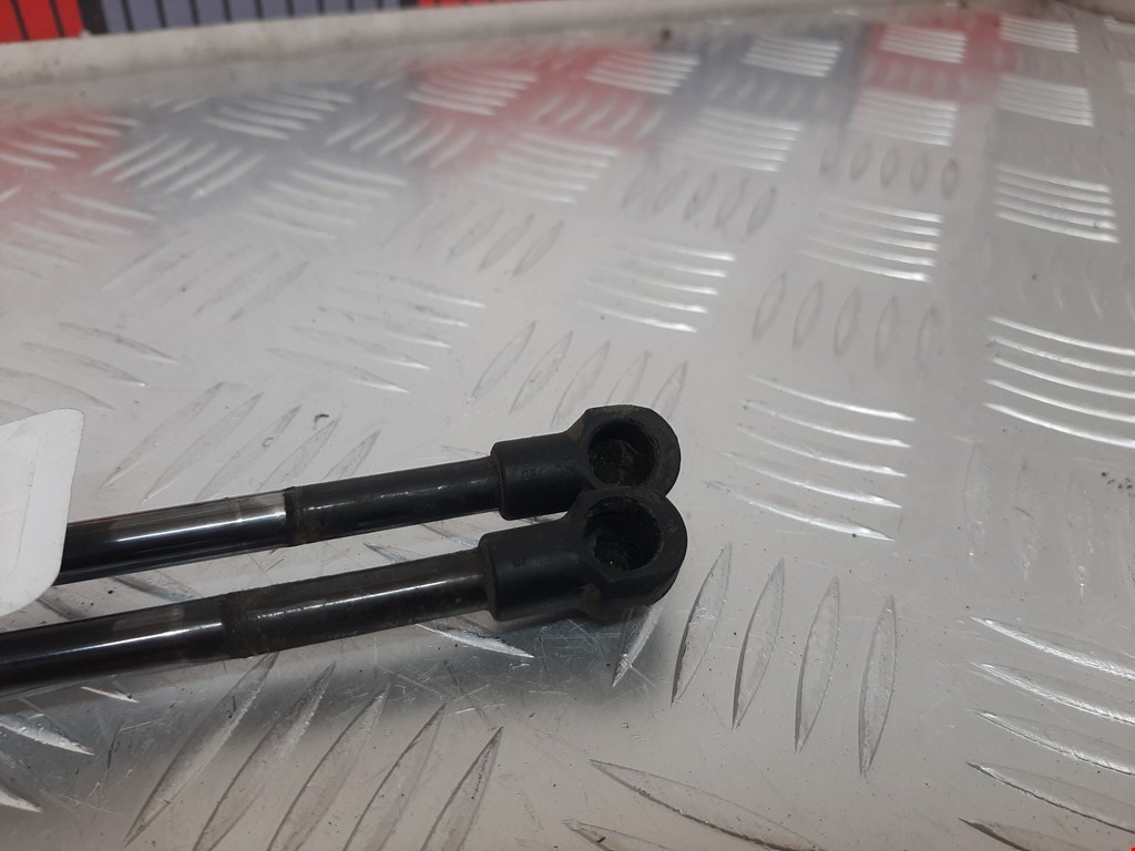 Амортизатор крышки (двери) багажника PEUGEOT 206 1998-2012