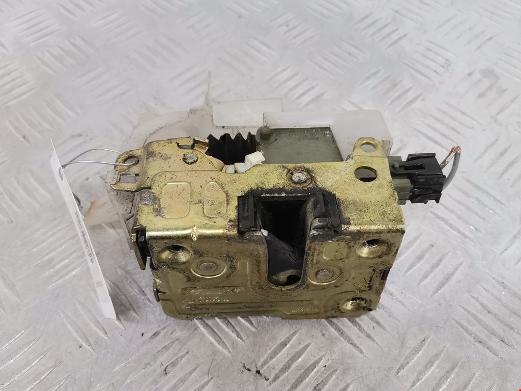 Замок двери передней левой RENAULT Espace 1997-2003