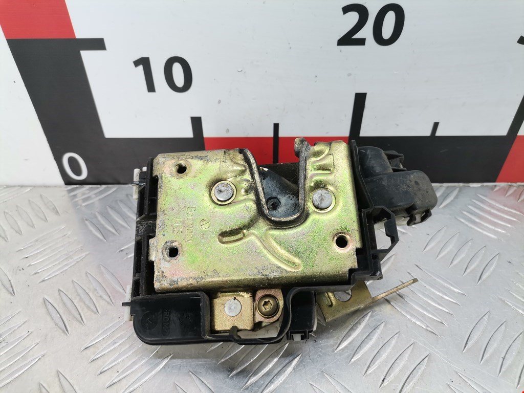 Замок двери передней правой VOLKSWAGEN Golf III 1991-1997