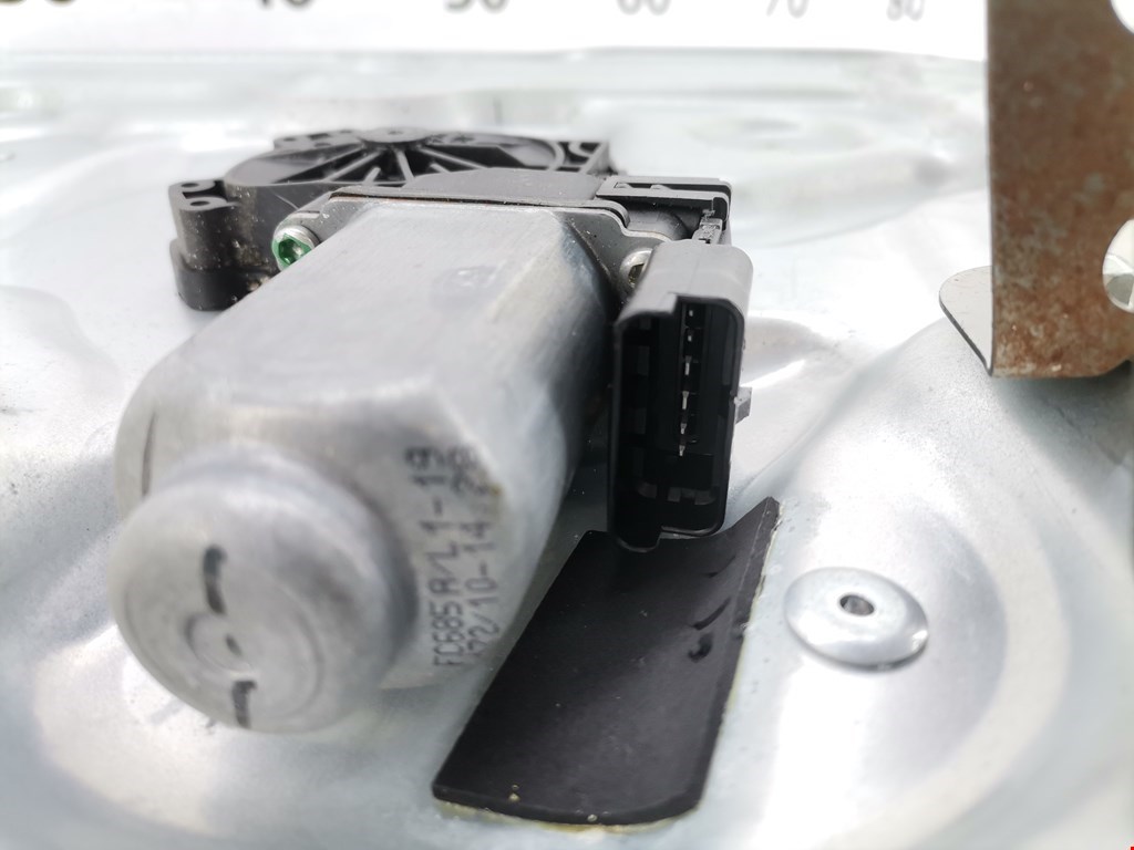 Стеклоподъемник передний правый NISSAN Qashqai J10 2006-2013