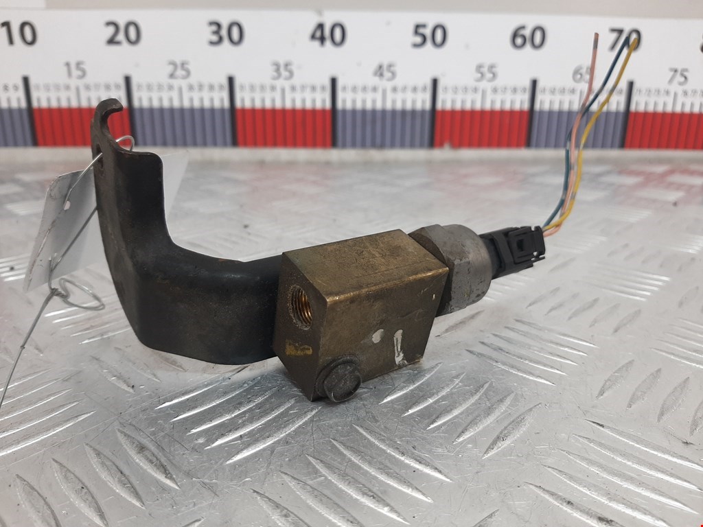 Датчик ABS передний левый NISSAN Pathfinder R51M 2004-2014